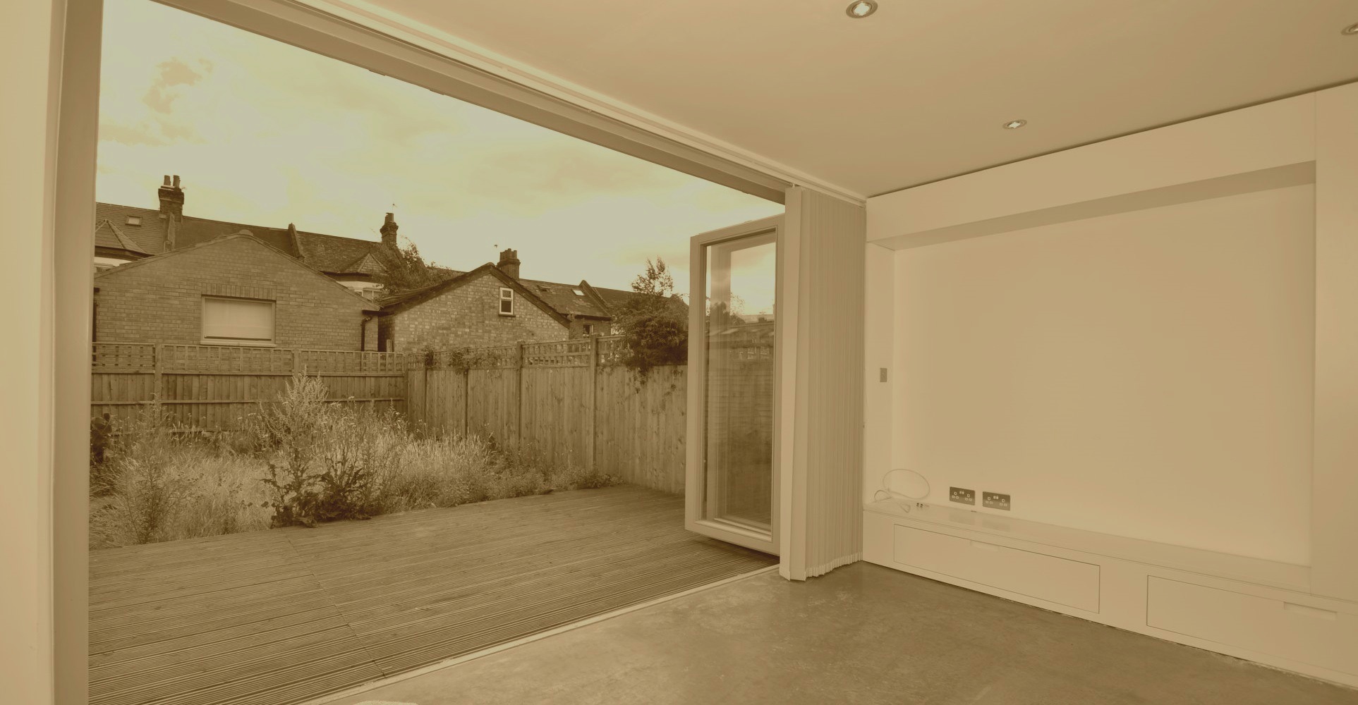 Slider, Glaziers in Hampton Hill, Hampton, TW12